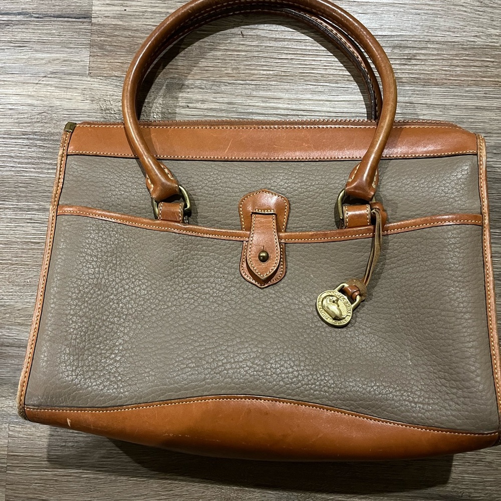Vtg 90s Classic Logo Dooney And Bourke Two Tone Taupe Caramel Leather Purse - Picture 6 of 6